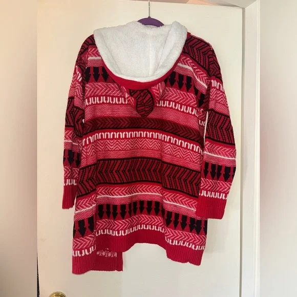 No Boundaries Red and Black Patterned Cardigan - Picture 7 of 7